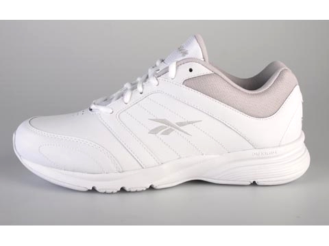 Reebok: Steadystrike DMX