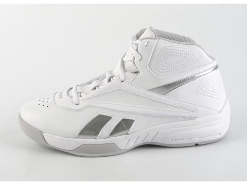 Reebok: Tre Ball ll