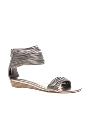 Report Mosby Metallic Multi Strap Sandals