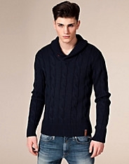 Rune Cross Pullover