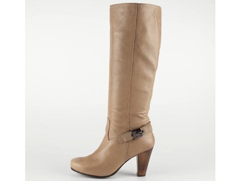 Scholl Contemporary: Korinna