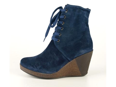 Scholl Contemporary: Niky