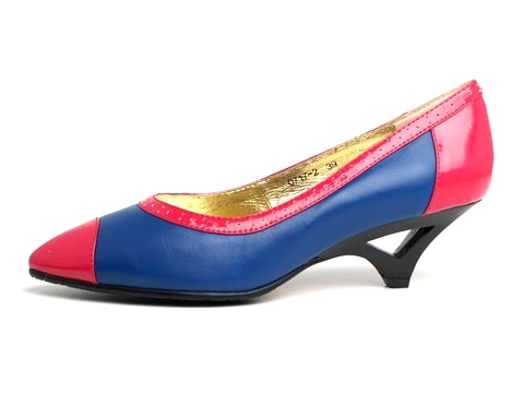 Shoe Shi Bar: Ella
