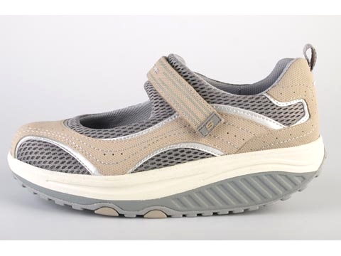 Skechers: Shape Ups - 9