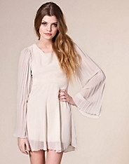 Sleeve Chiffon Dress