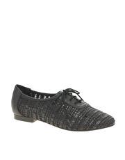 Steve Madden Tiram Flat Shoe