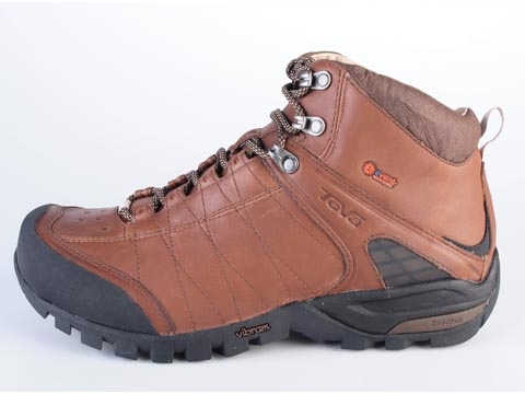 Teva: Riva Leather Mid