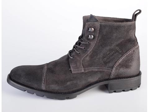 Tommy Hilfiger: Carlos 1 A