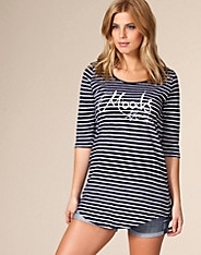 Tornerose Longsleve Tee