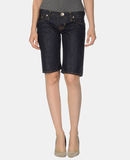 TWO WOMEN IN THE WORLD - Denimbermuda - 4