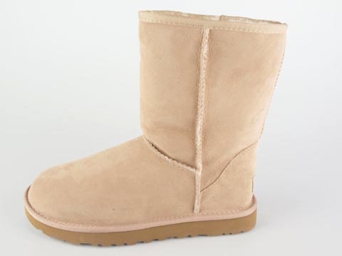 Ugg Australia: Classic Short Sand