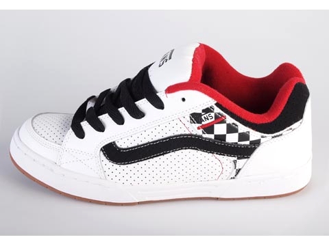 Vans: M Skink