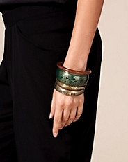Vera Firm Bracelet