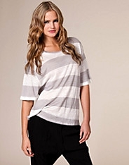 Wonder Stripe Tee