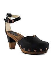 Wood Taila Plateau Sandal