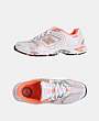 NEW BALANCE - Sneakers - 88