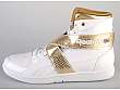 Reebok: Retro Pop Mid