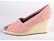 Toms: Tacones
